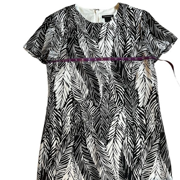 Club Monaco squelah palm leaves Floral Black White Silk Short Sleeve Dress Sz 0 - Picture 2 of 8